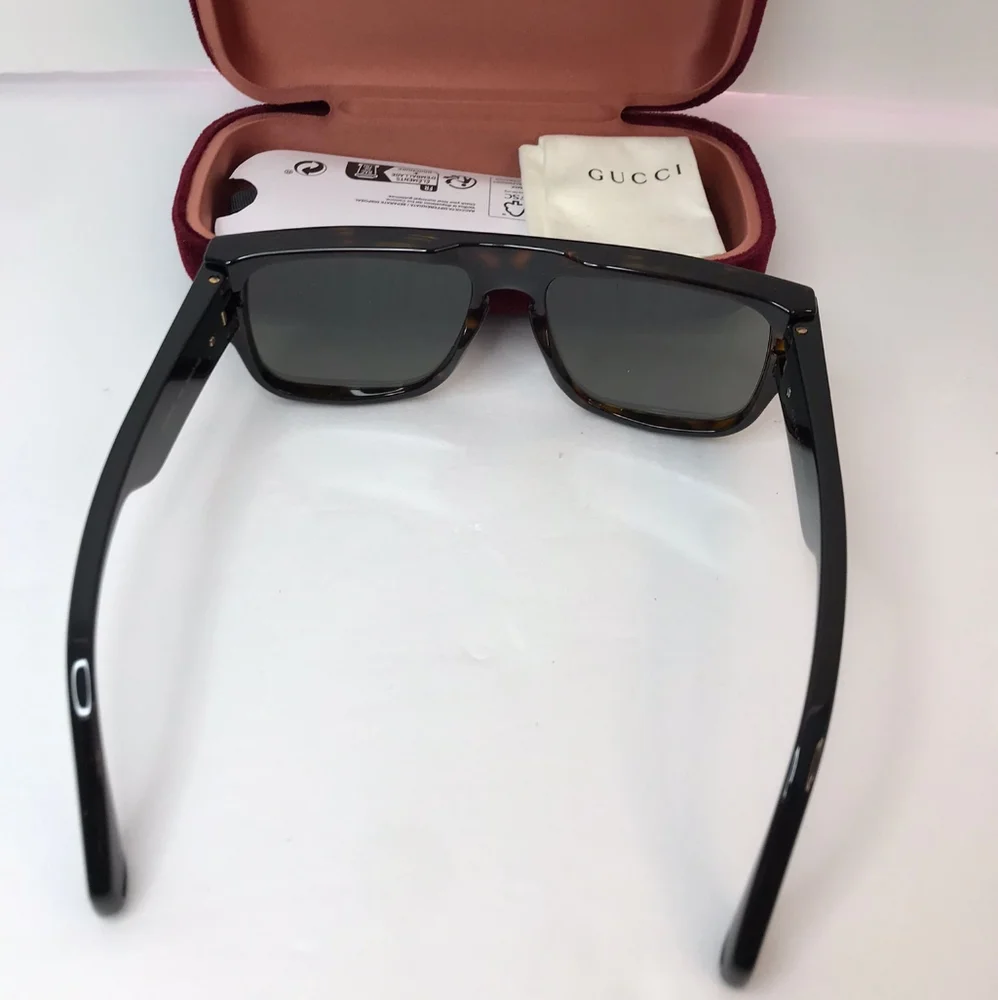 Gucci square frame